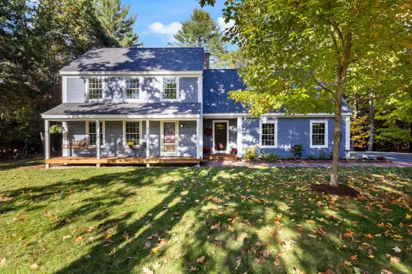 62 Webster RD, Freeport, ME 04032