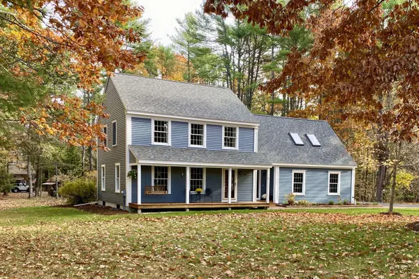 62 Webster RD, Freeport, ME 04032