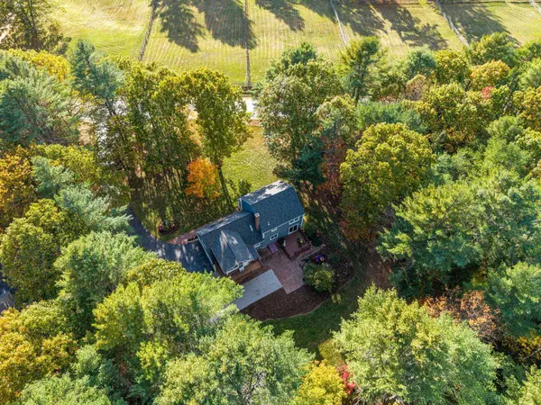 62 Webster RD, Freeport, ME 04032