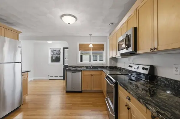 12 Riverside Court, Saugus, MA 01906