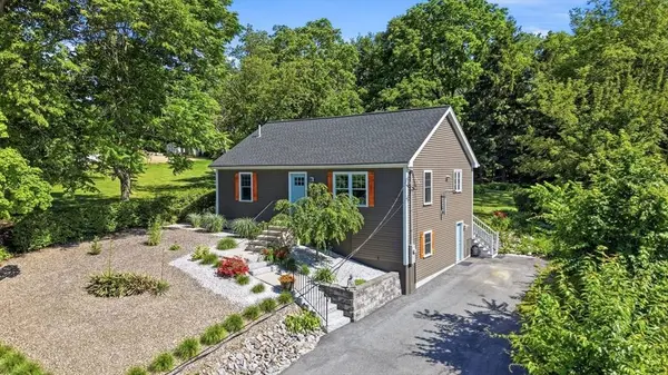 12 Cliff St, Worcester, MA 01607