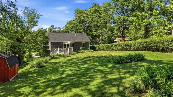 12 Cliff St, Worcester, MA 01607