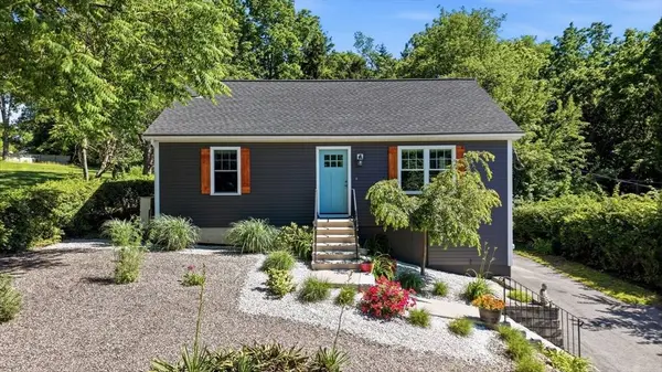 12 Cliff St, Worcester, MA 01607