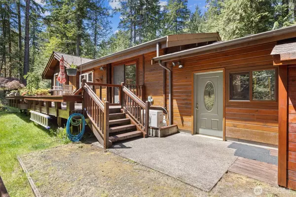 606 E Pointes DR W, Shelton, WA 98584