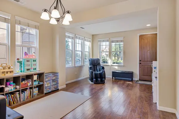 11 Belluno DR, Stockton, CA 95209