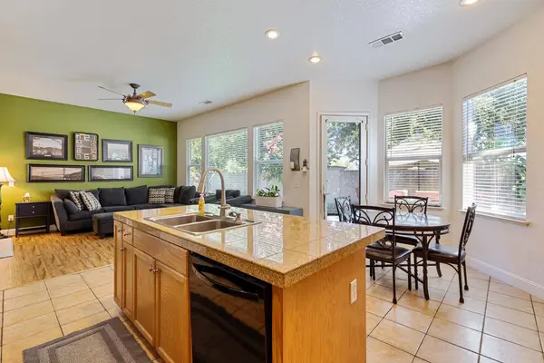 5969 Silveroak, Stockton, CA 95219