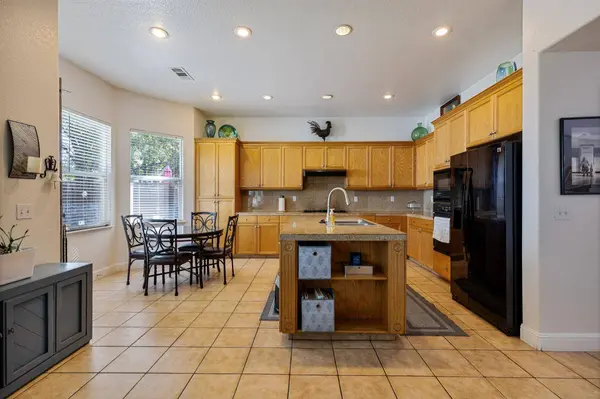 5969 Silveroak, Stockton, CA 95219