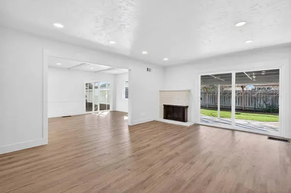 820 Ehrhardt DR, Lodi, CA 95240