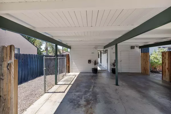 221 E Pine ST, Stockton, CA 95204