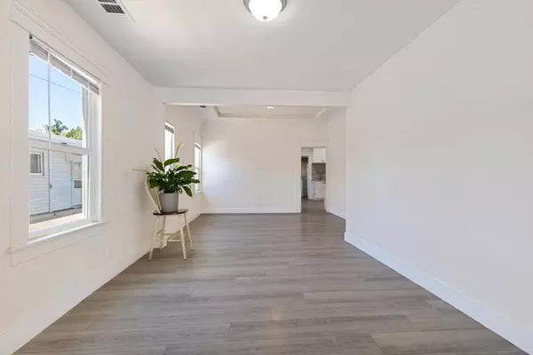 137 E Monterey AVE, Stockton, CA 95204