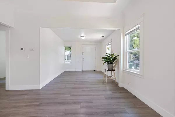 137 E Monterey AVE, Stockton, CA 95204