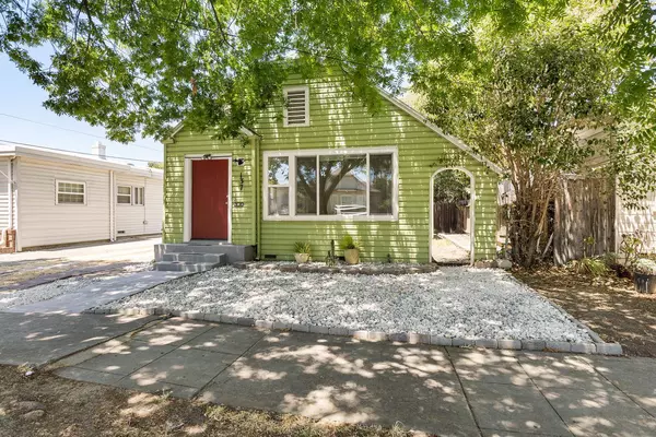 137 E Monterey AVE, Stockton, CA 95204