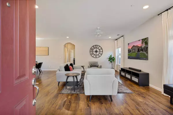 421 Daisy AVE, Lodi, CA 95240