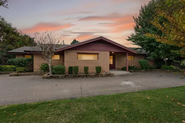 1140 W Lincoln RD, Stockton, CA 95207