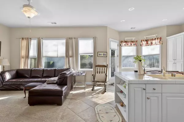 5849 Silveroak CIR, Stockton, CA 95219