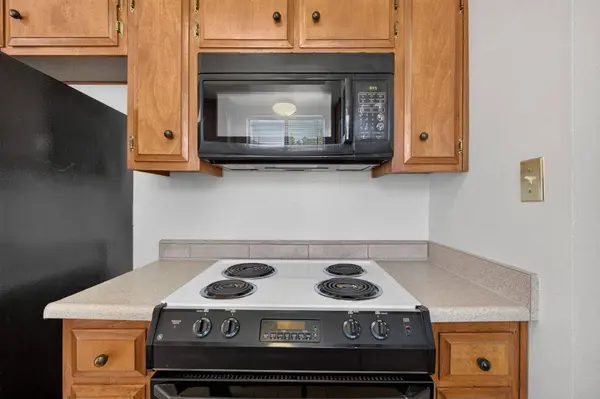 6732 Cumberland PL, Stockton, CA 95219