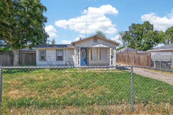 2611 W Acacia ST, Stockton, CA 95203