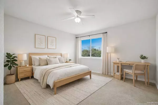 1342 Pinnacle fls, San Antonio, TX 78260