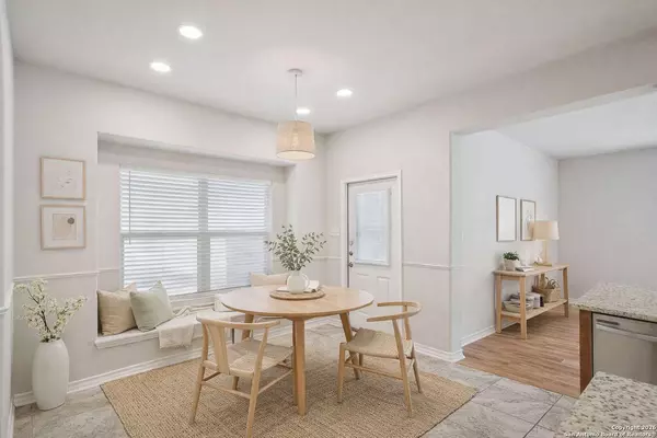 1342 Pinnacle fls, San Antonio, TX 78260