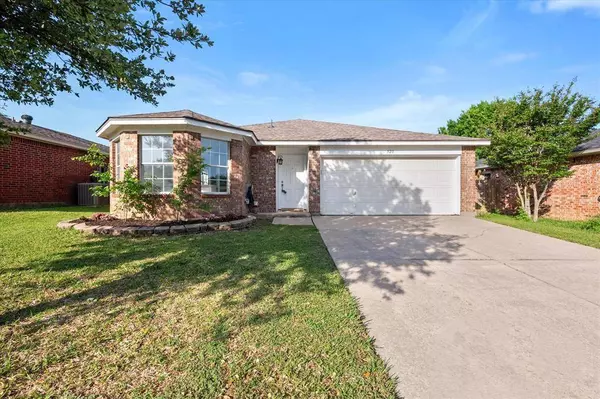 520 Berryhill Drive, Mansfield, TX 76063