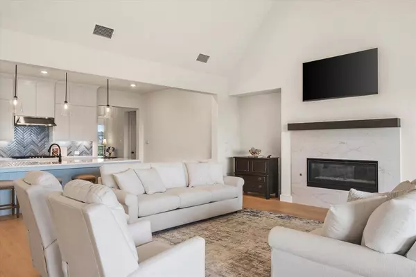 702 M3 Ranch Road, Mansfield, TX 76063