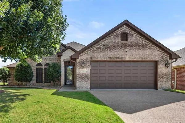 7509 Bunker Court, Benbrook, TX 76126