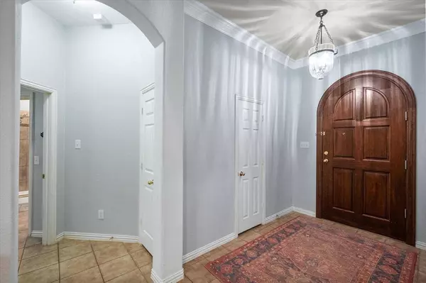 1301 Fox Lane, Mansfield, TX 76063