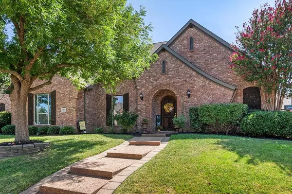 1301 Fox Lane, Mansfield, TX 76063