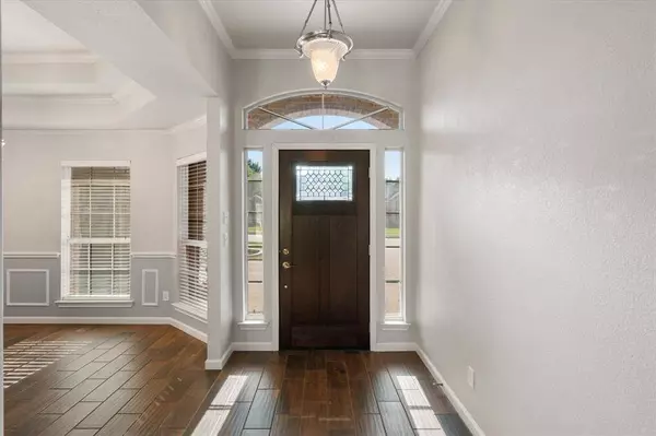 1003 Oak Hill Park, Kennedale, TX 76060