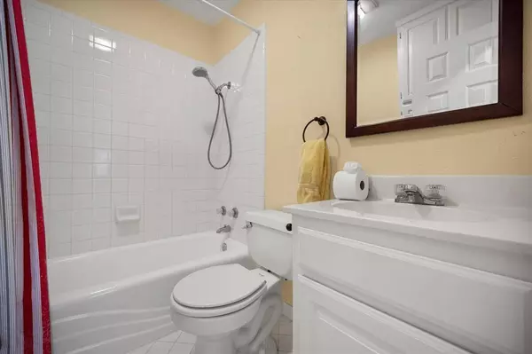 5050 Lubbock Avenue, Fort Worth, TX 76115