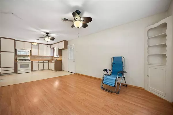 5050 Lubbock Avenue, Fort Worth, TX 76115