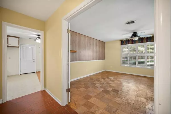 5050 Lubbock Avenue, Fort Worth, TX 76115