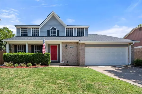 4305 Oldfield Drive, Arlington, TX 76016