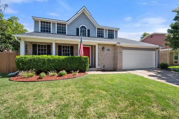 4305 Oldfield Drive, Arlington, TX 76016