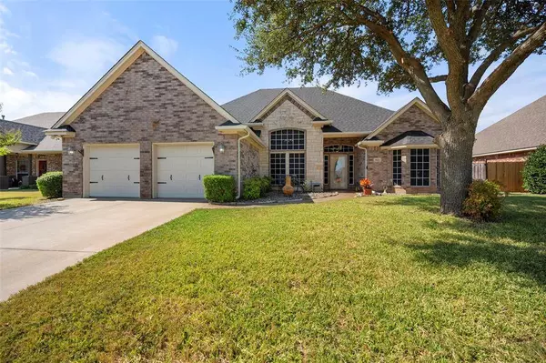812 Bent Wood Lane, Cleburne, TX 76033