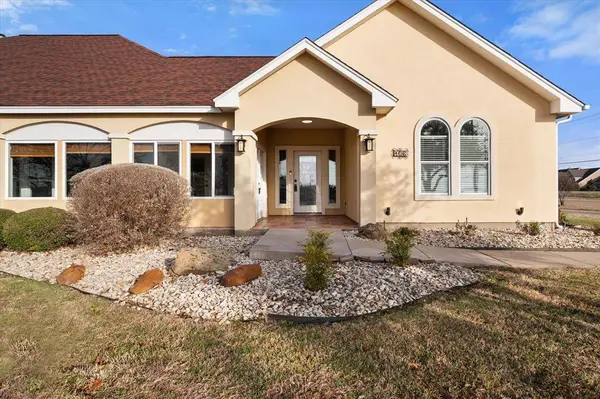 106 Lakeshore Drive, Waxahachie, TX 75165