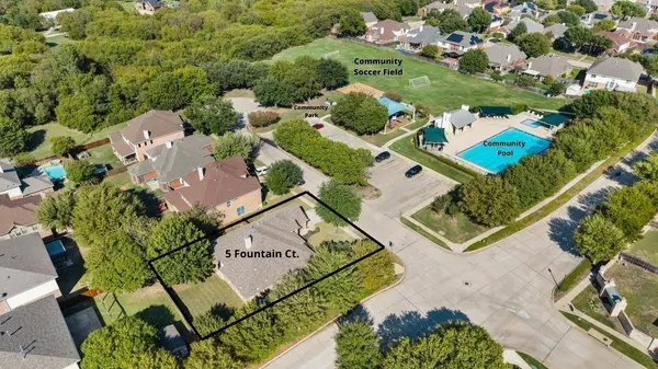 5 Fountain Court, Mansfield, TX 76063