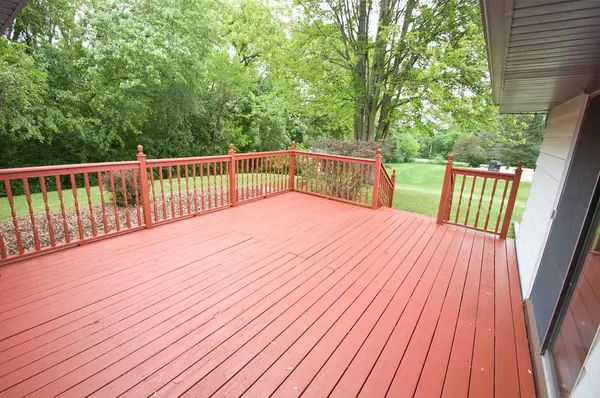 11426 W Woods Rd, Franklin, WI 53132