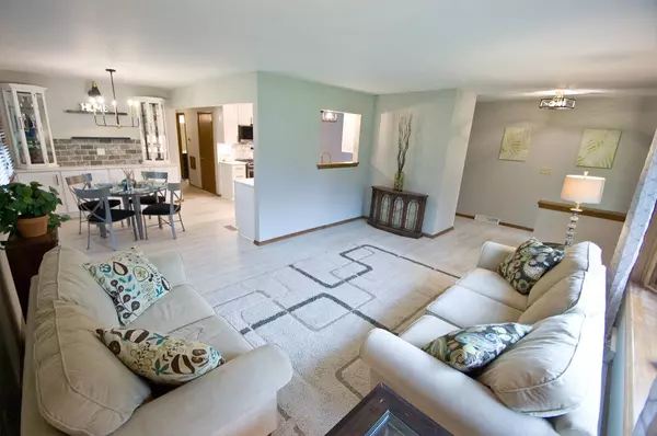 11426 W Woods Rd, Franklin, WI 53132