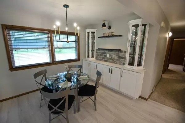 11426 W Woods Rd, Franklin, WI 53132