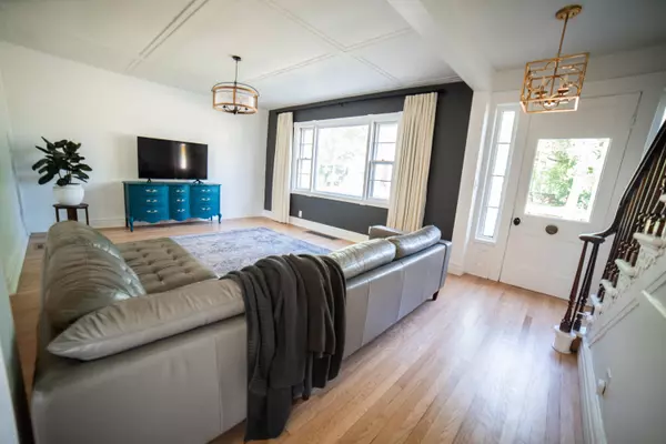 171 Martin St, Sharon, WI 53585