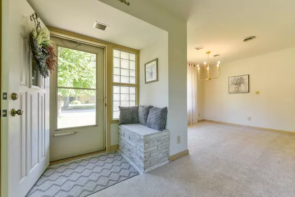 7806 W Dakota St, West Allis, WI 53219