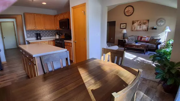 2735 Deer Creek Dr, Mount Pleasant, WI 53406