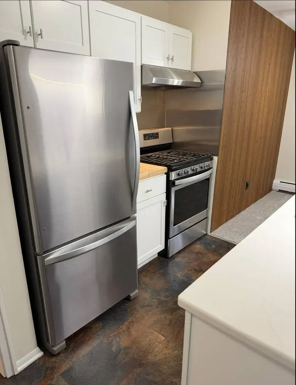 11946 W Mill Rd Unit 11, Milwaukee, WI 53225