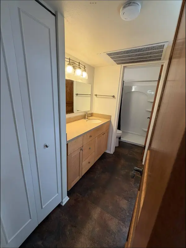 11946 W Mill Rd Unit 11, Milwaukee, WI 53225