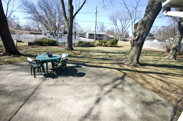 1804 Hemit Ave, Waukesha, WI 53189