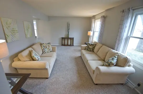 1804 Hemit Ave, Waukesha, WI 53189