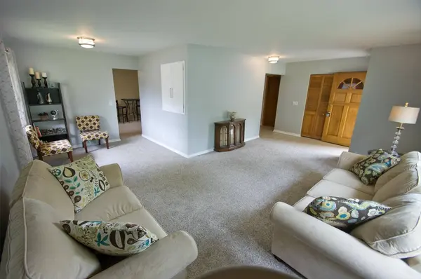 1705 Chapman Dr, Waukesha, WI 53189