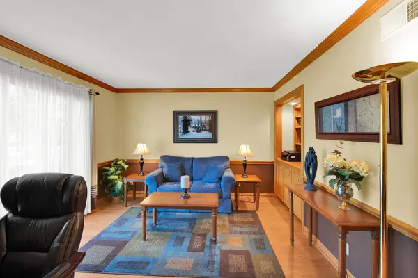 3430 Shorewood Dr, Caledonia, WI 53404