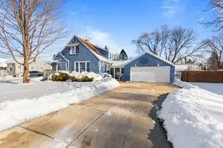 6234 N 105th St, Milwaukee, WI 53225